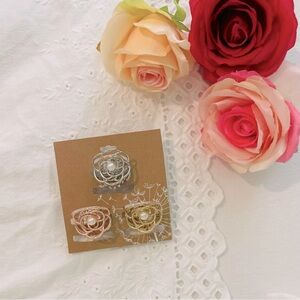 Rose Gold, Classic Gold, & Silver Pearl Floral Metal Double-Sided Hair Clips NWT